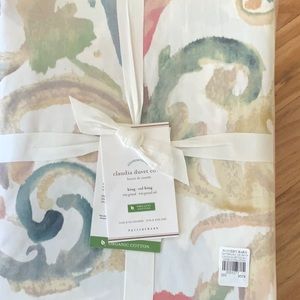 Pottery Barn King Size Duvet with 2 Euro Shams